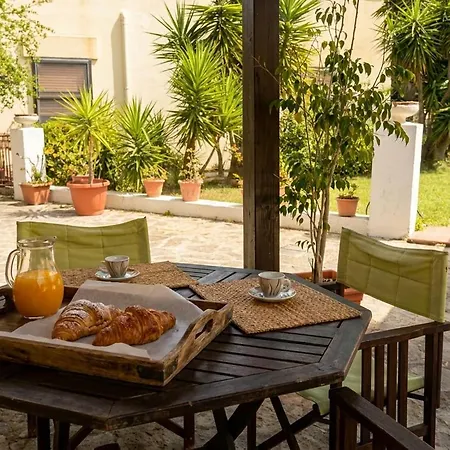 Apartman Nuras - L'olmo E Il Mare Beachfront *